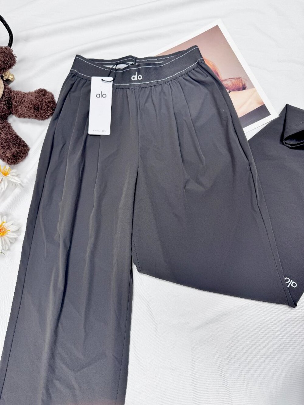 NWT 😘 ALO Yogo Suit Up Trousers ❤ Summer/Casual/Straight Legs pants (Regular) - Picture 2 of 8
